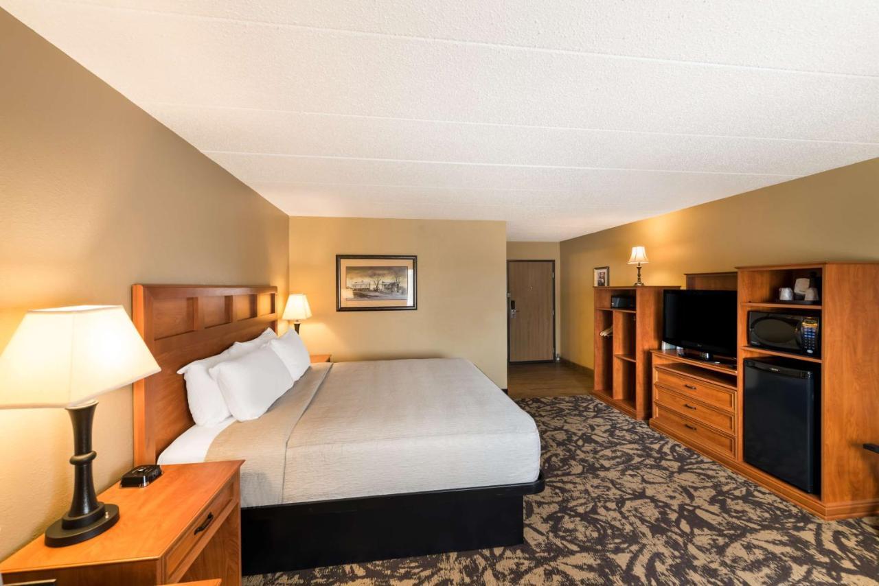 Best Western Derby Inn Eagle River Zewnętrze zdjęcie