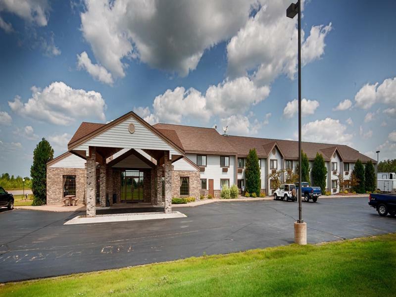 Best Western Derby Inn Eagle River Zewnętrze zdjęcie