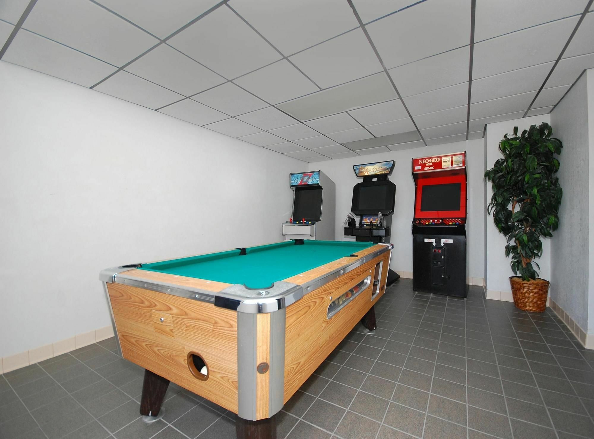 Best Western Derby Inn Eagle River Zewnętrze zdjęcie
